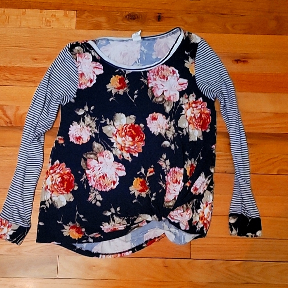 Long sleeve top